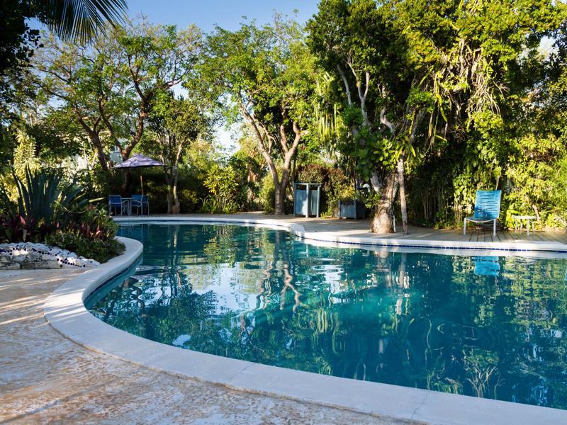 Pineapple Fields Governor's Harbour Exterior foto